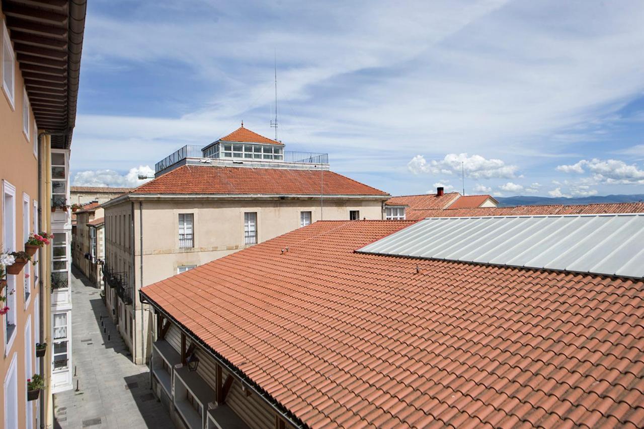 La Casa De Santa Maria Estudios Vitoria-Gasteiz Exteriér fotografie