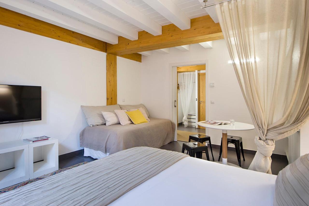 La Casa De Santa Maria Estudios Vitoria-Gasteiz Exteriér fotografie